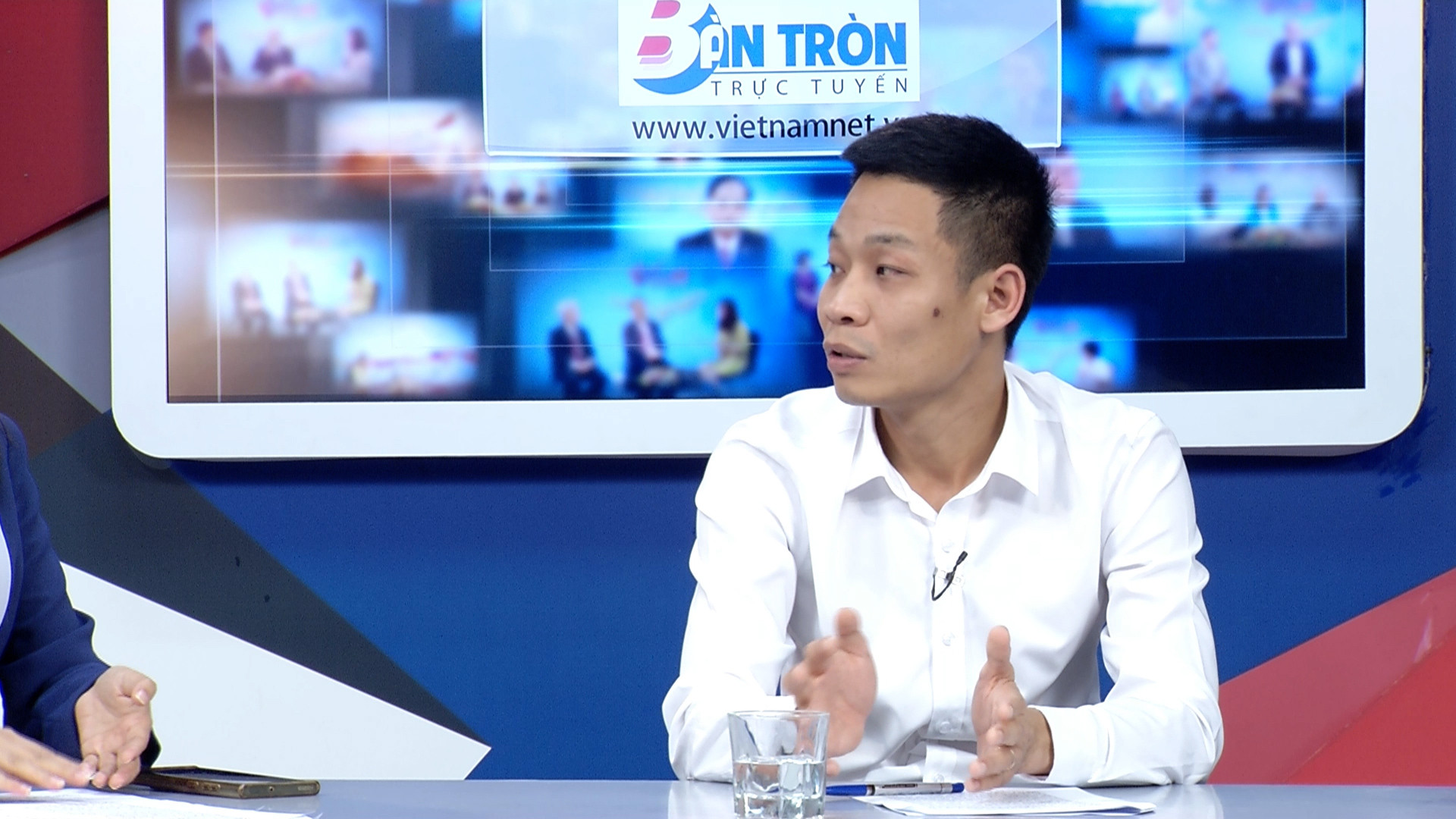 View - Cải tiến sản xuất và phát triển bền vững để tiến sâu vào chuỗi cung ứng toàn cầu