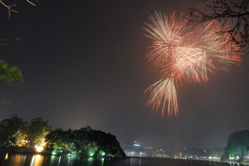 Hanoi to let off fireworks at 32 locations on Lunar New Year's Eve