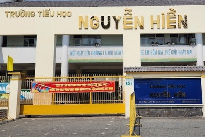 24 học sinh một trường nghỉ vì sốt và đau bụng, sức khỏe hiện ra sao?