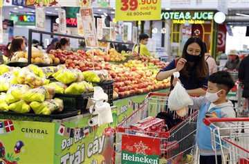 Affordable goods, sufficient supply ensured for Tet holiday 2024