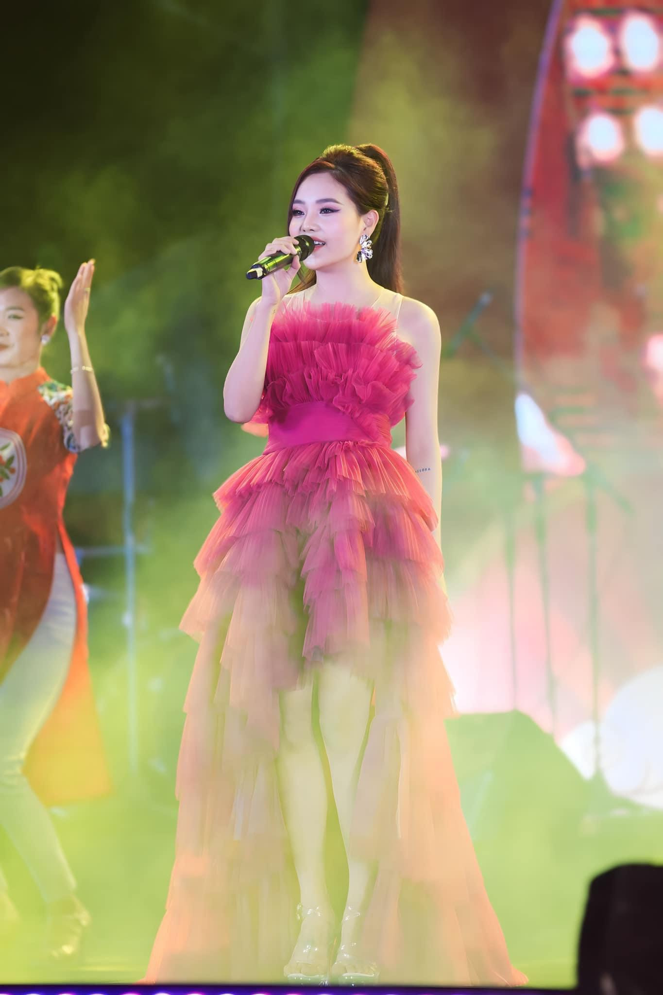 tong linh linh11.jpg