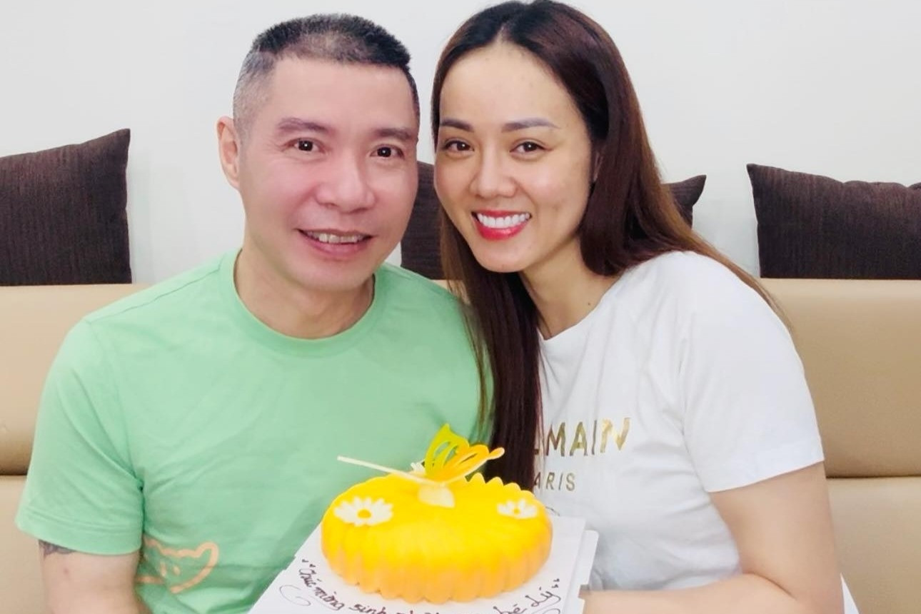 Vợ trẻ của NSND Công Lý tiết lộ phải dùng thuốc trầm cảm sau khi chồng đột quỵ