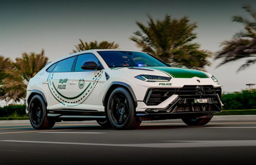 Cảnh sát Dubai mua siêu SUV Lamborghini Urus nhưng để quảng cáo kích cầu du lịch