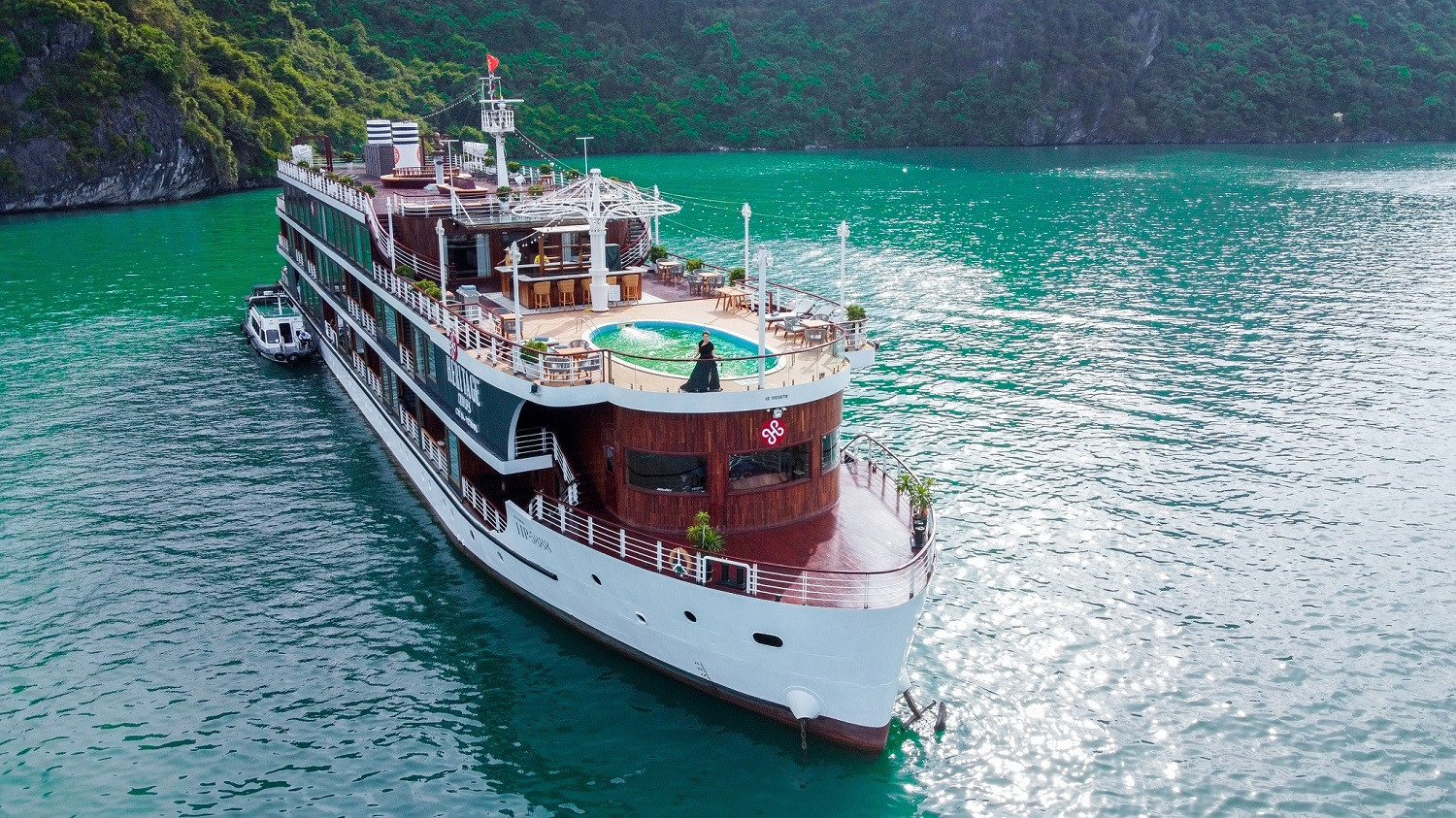 ha long 6 6 2023 11.jpg