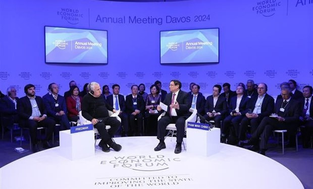 PM delivers keynote speech at policy dialogue on Vietnam’s global vision hinh anh 1