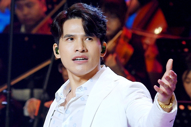 Tết cô đơn và buồn bã nhất của ca sĩ Quốc Thiên