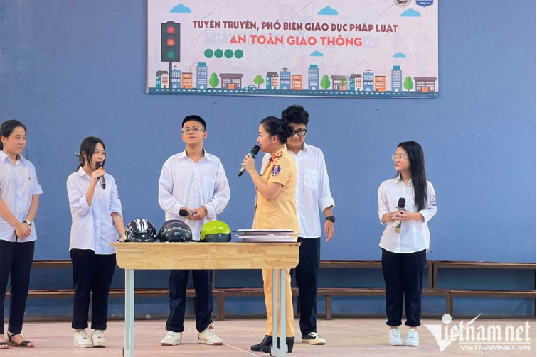 TP.HCM tăng cường đảm bảo an toàn, phòng chống tai nạn giao thông cho học sinh