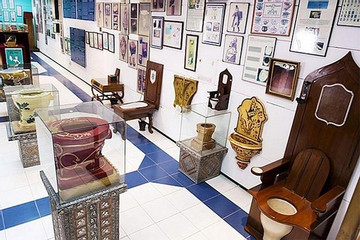 Bảo tàng bồn cầu độc nhất vô nhị, trưng bày toilet hoàng gia của vua nước Pháp