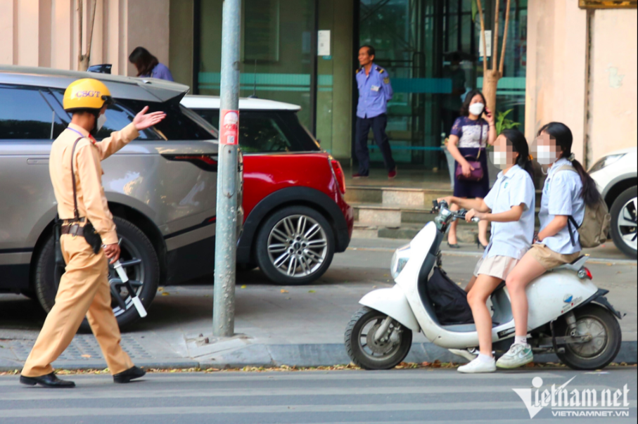 hoc sinh -TNGT-dinhhieu.png