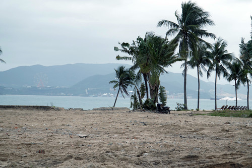 Thu hồi hơn 20 nghìn m2 đất khu nghỉ mát chắn biển Nha Trang