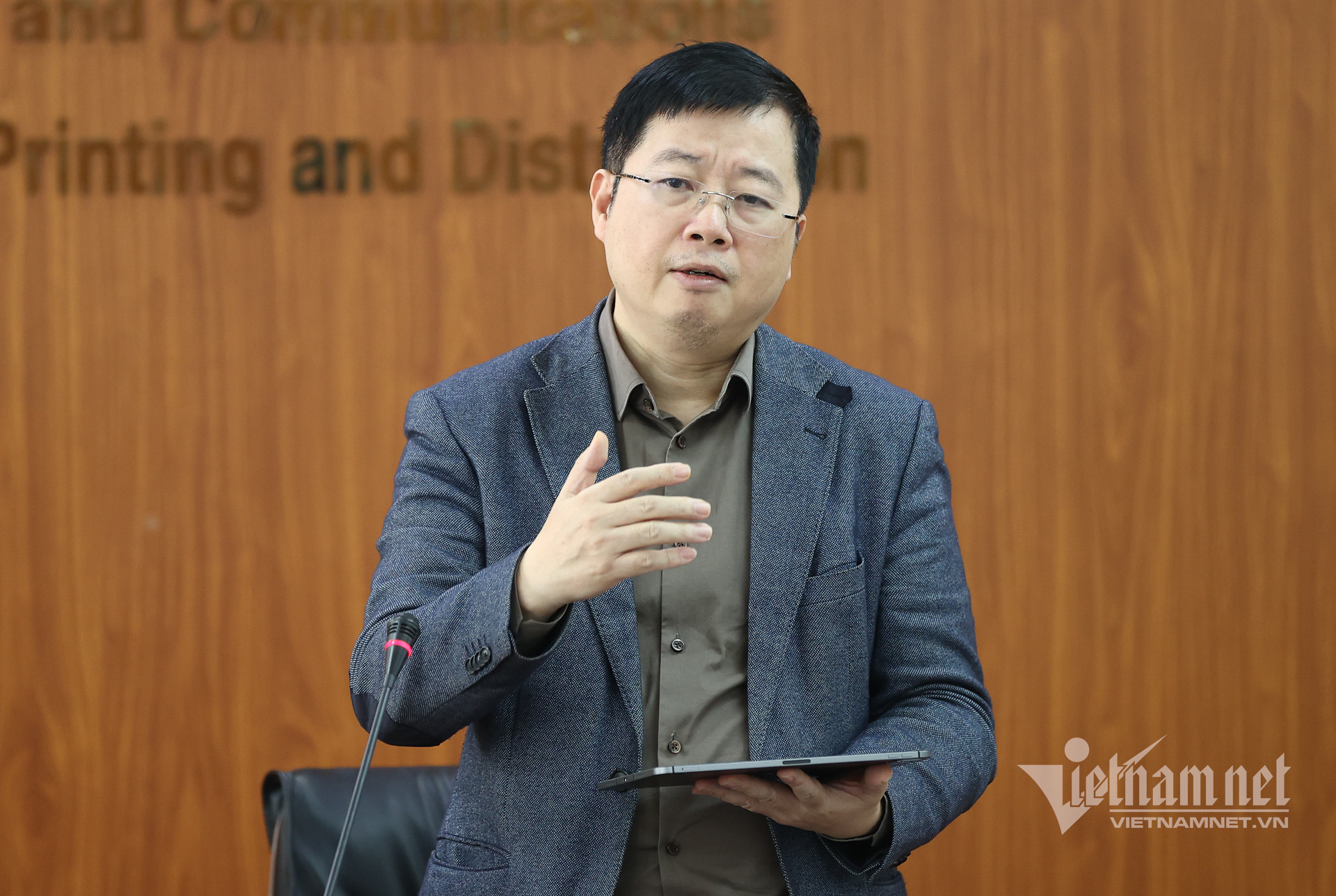 thu truong thanh lam.jpg