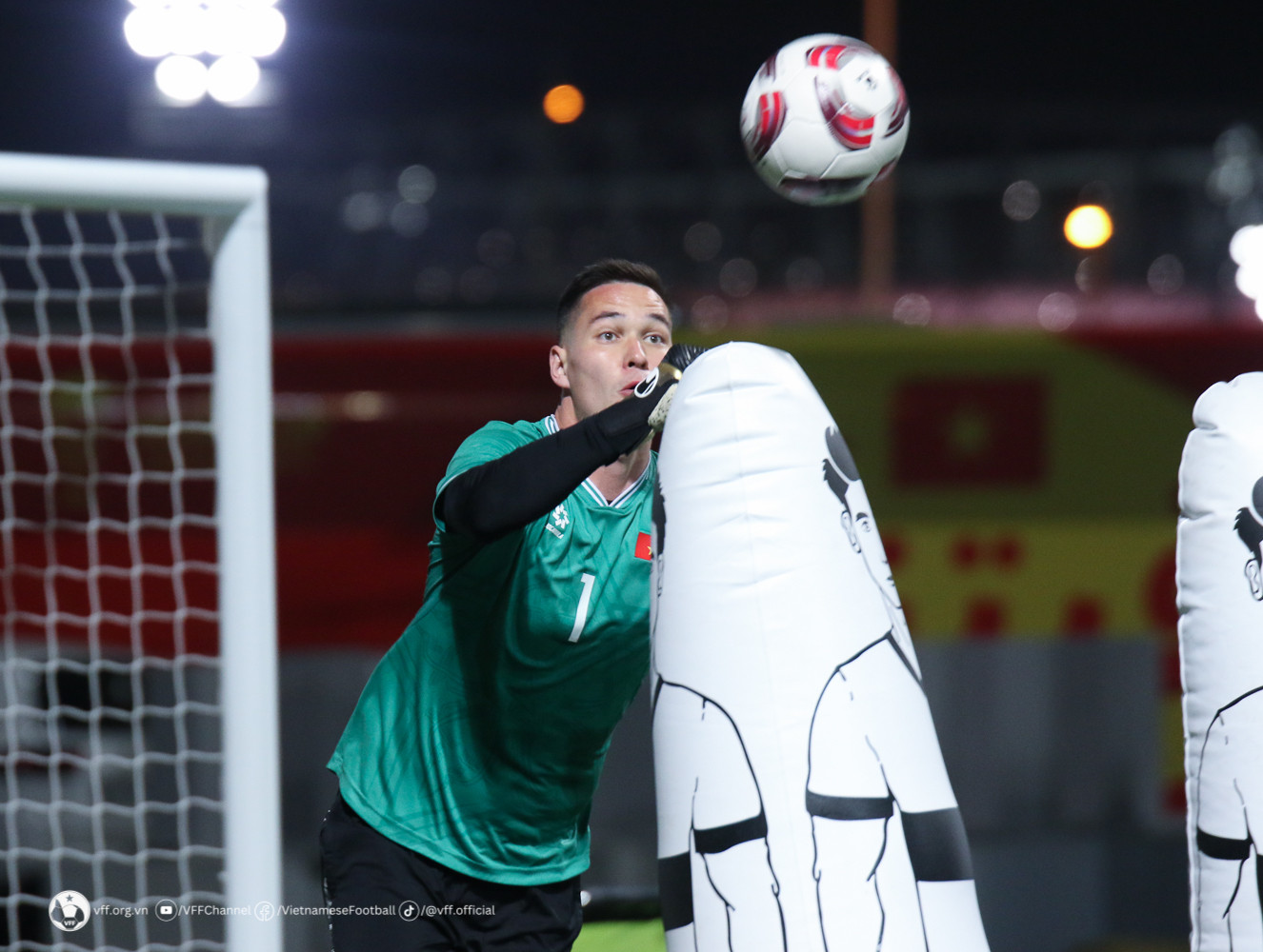 uyen viet nam 5.jpeg