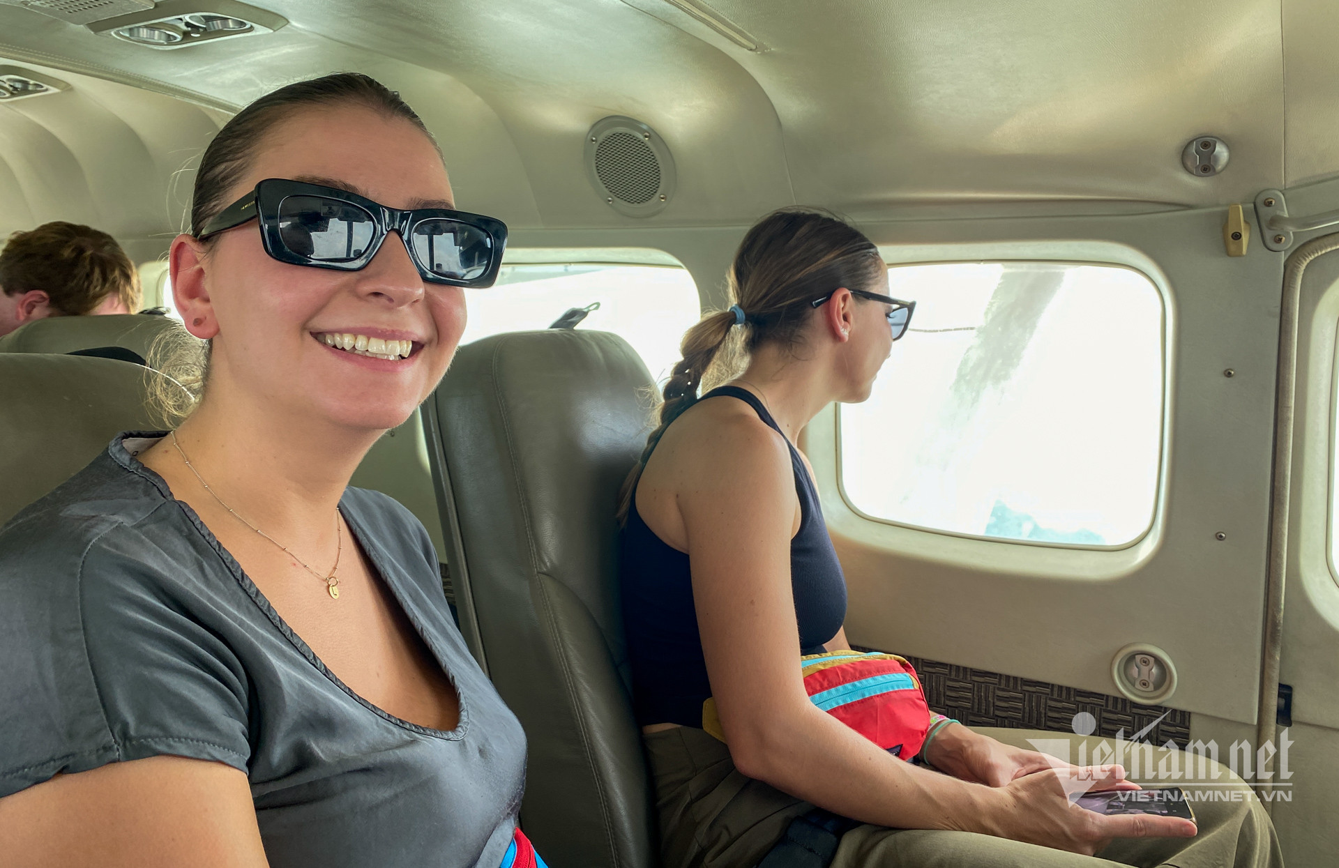 10 hanh khach 4257.jpg