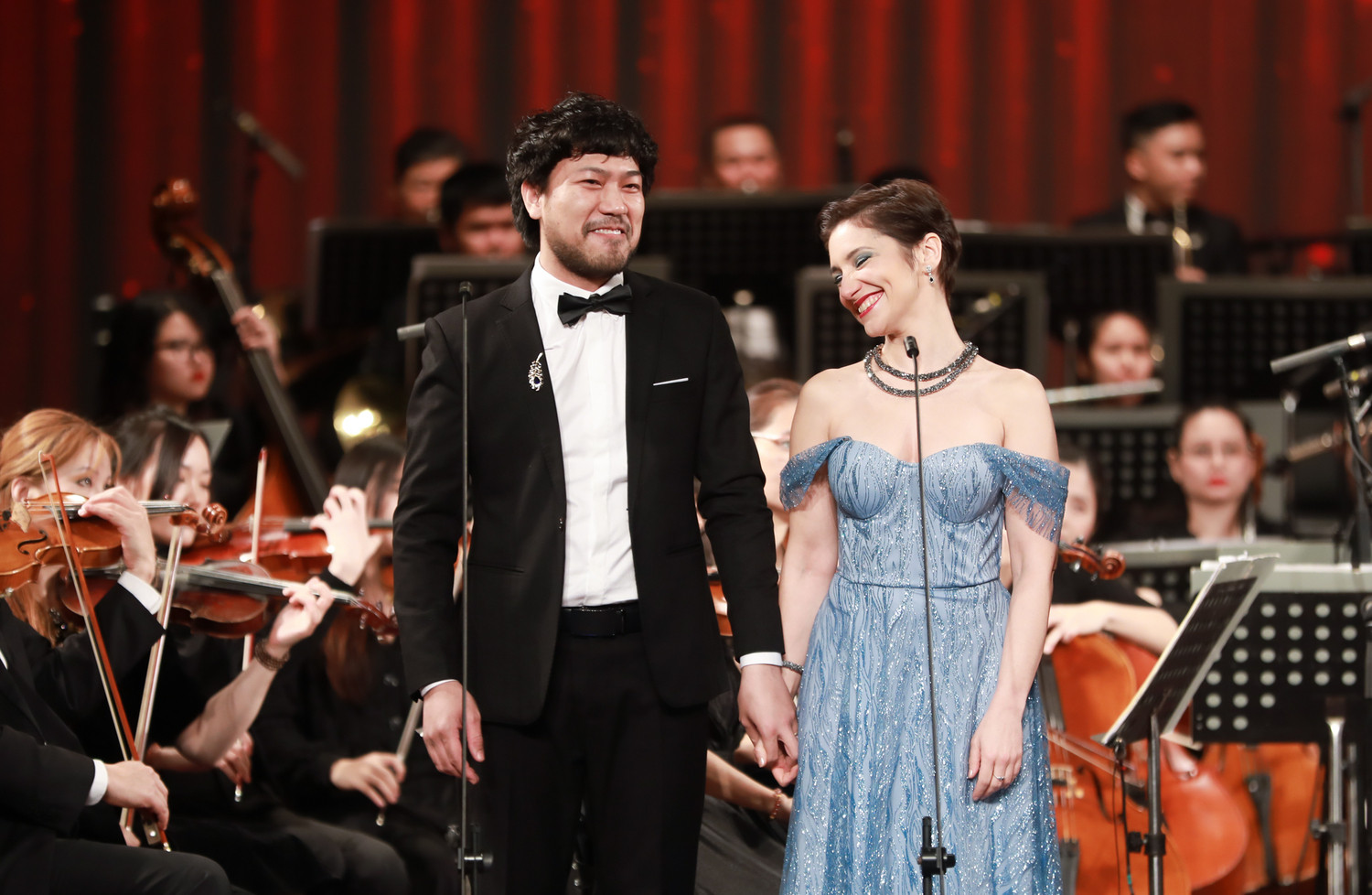 5 angela nisi va manh hoach.jpg