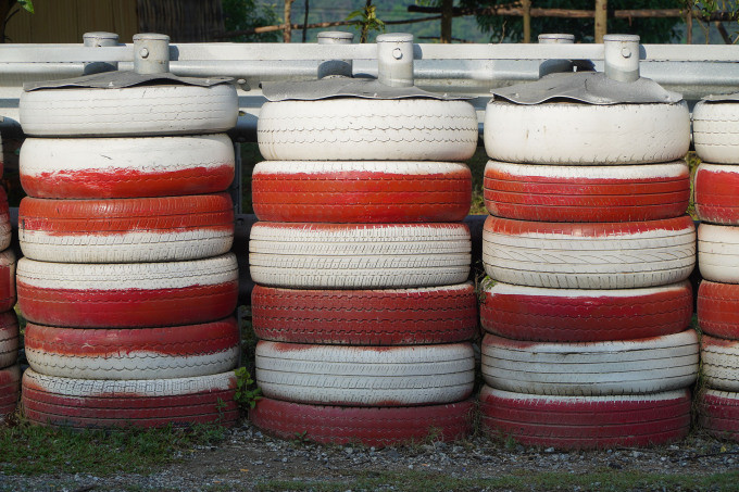 Recycling of tires, tubes, batteries, and lubricant oils mandatory from January 2024- Ảnh 1.