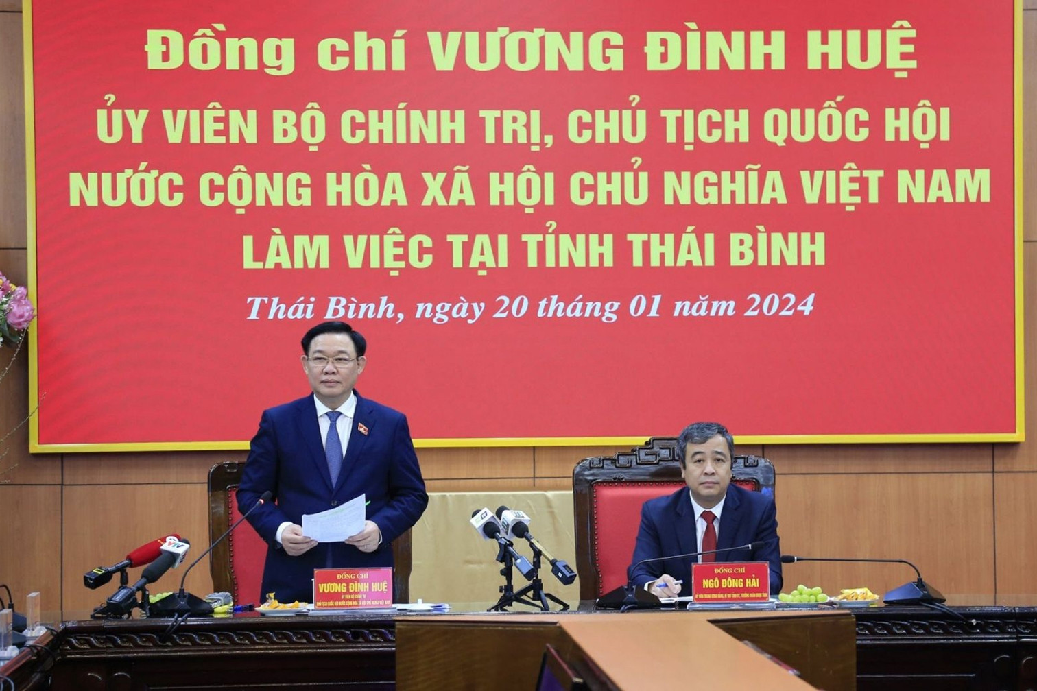 Chủ tịch Quốc hội Vương Đình Huệ làm việc với Ban Thường vụ Tỉnh ủy Thái Bình