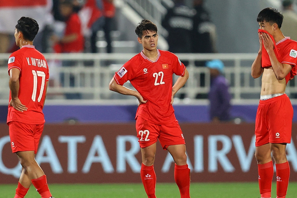 Chuyên gia Phan Anh Tú: Không nên phán xét HLV Troussier