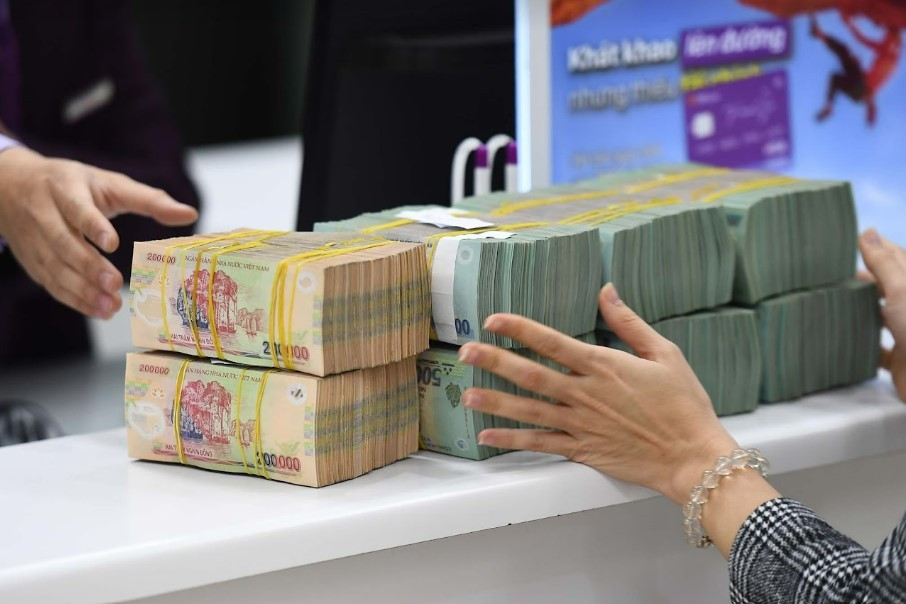 Kiến nghị có trần lãi suất cho vay tiêu dùng