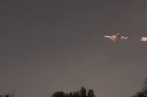 Máy bay Boeing 747-8 cháy động cơ giữa trời, cơ trưởng phát tín hiệu khẩn cấp