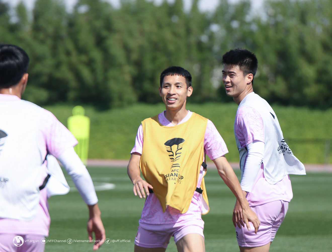 tuyen viet nam 1.jpg