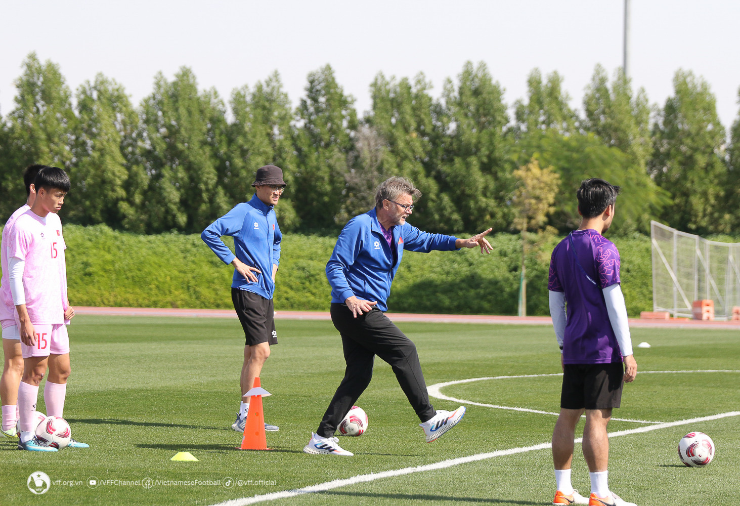 tuyen viet nam 7.jpg