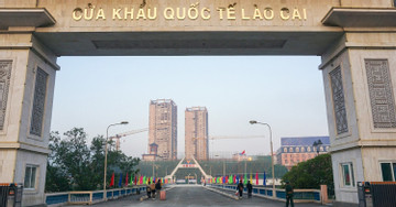 Lao Cai attracts resources to develop border gate economic zone
