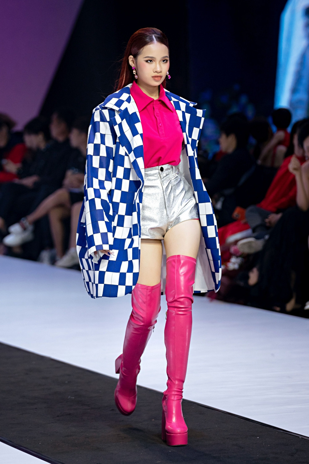 1 ntk ha nhat tien 7.jpg