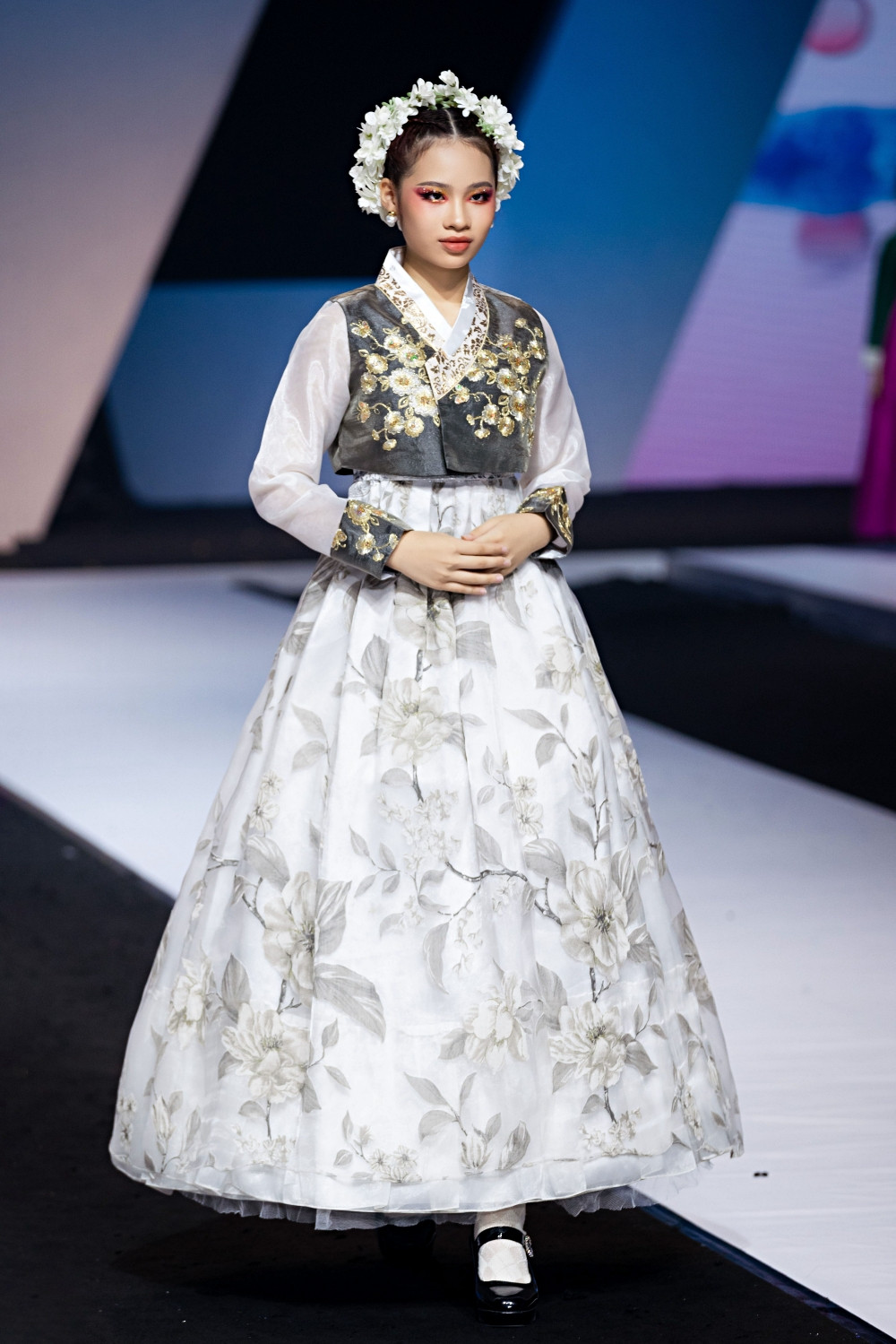 6 ntk han quoc 4.jpg