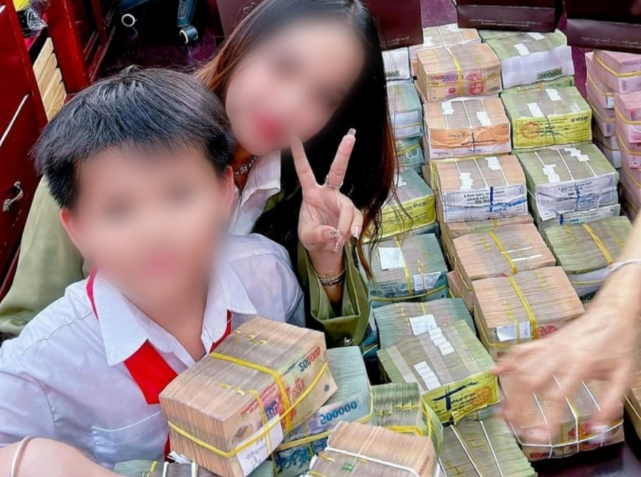 anh 2 trung so doc dac.png