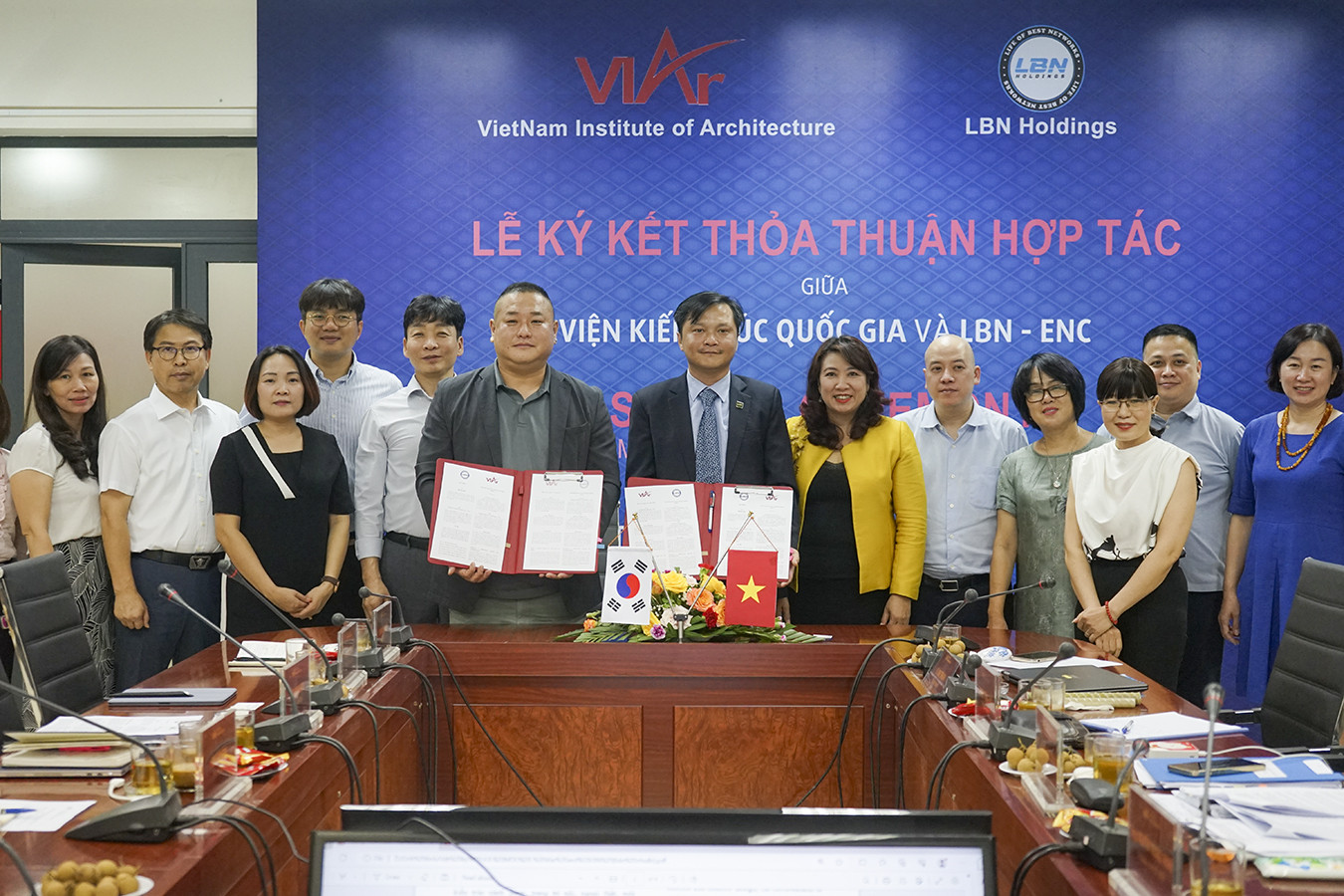 hop tac vietnamnet.jpeg