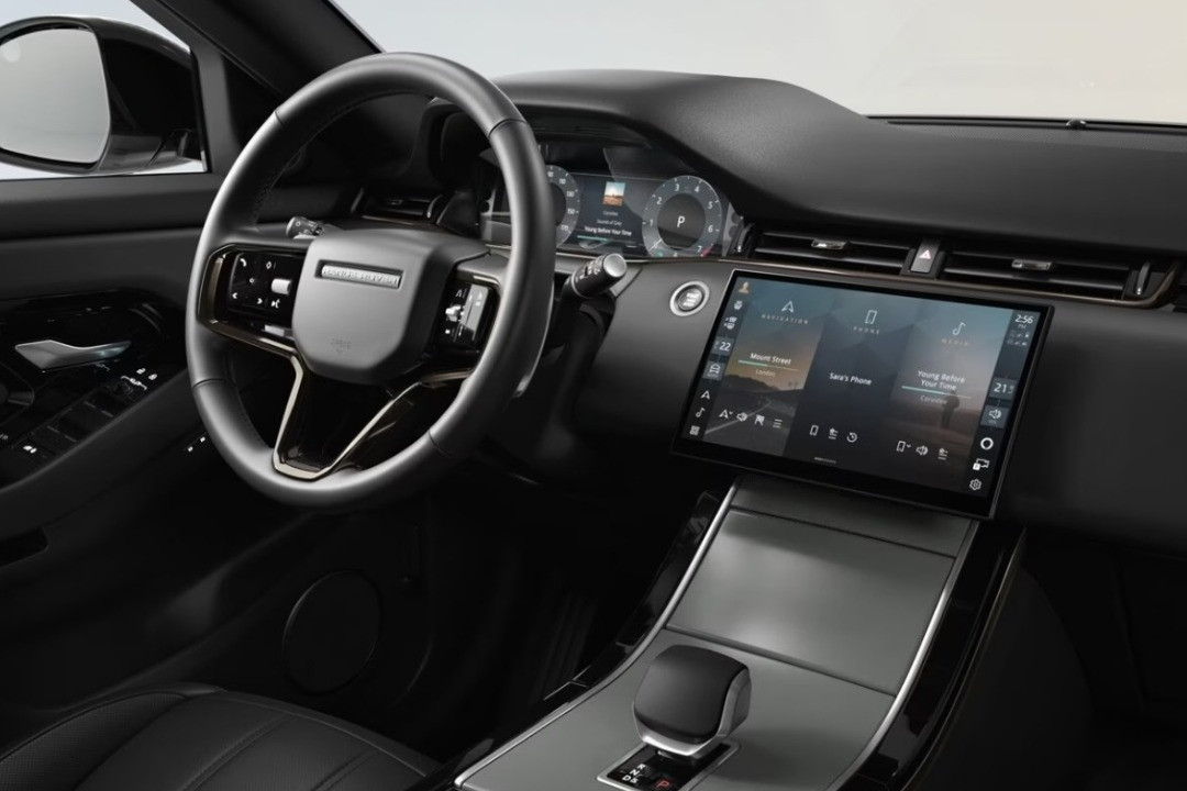 land-rover-range-rover-evoque-2024-interior-1.jpg