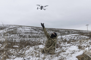 Mùa đông trở thành ‘khắc tinh’ của UAV Nga và Ukraine