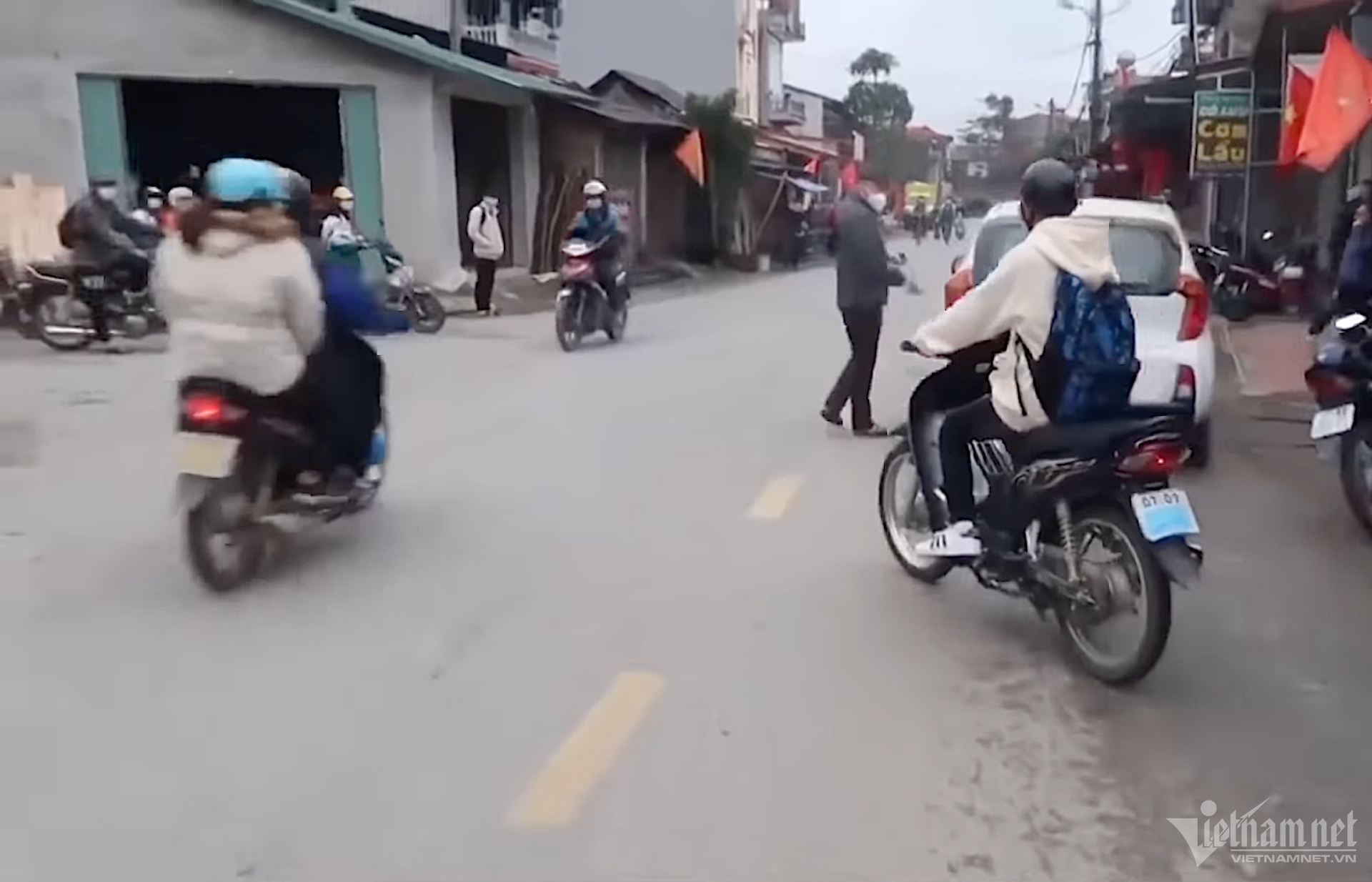 W-minhhoa.png