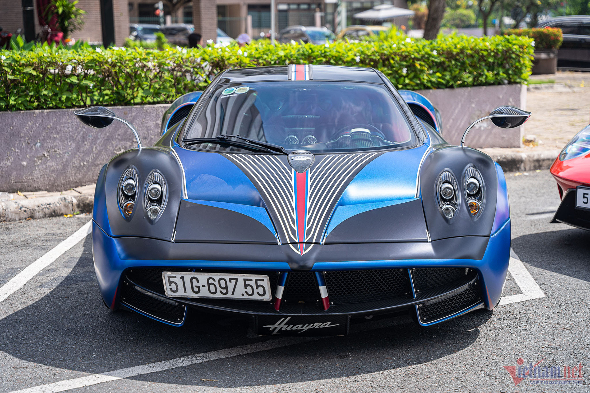 pagani huayra 7.jpg