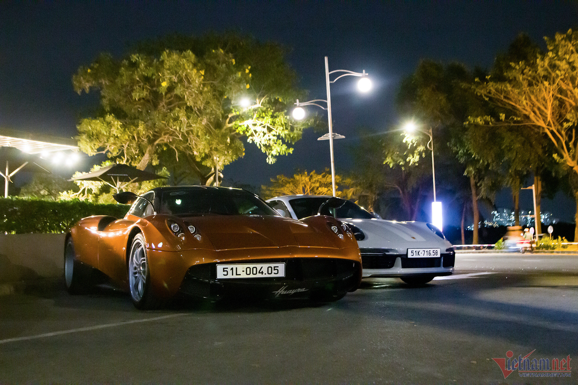 W-pagani-huayra-5-1.jpg