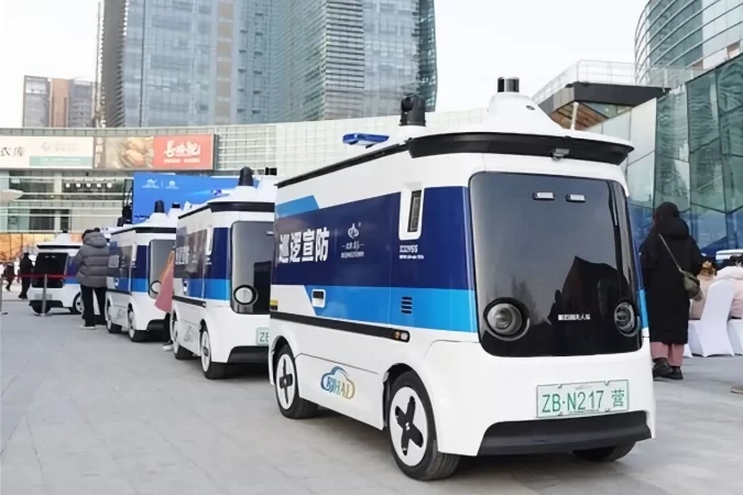 Cảnh sát Trung Quốc thử nghiệm xe tuần tra không người lái