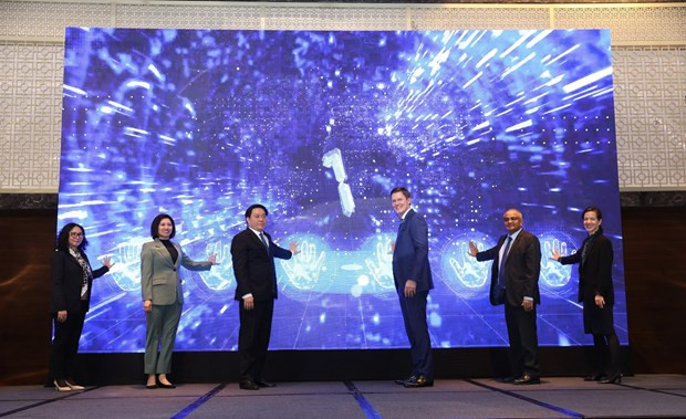 First ever white book on women-owned SMEs in Vietnam launched hinh anh 1