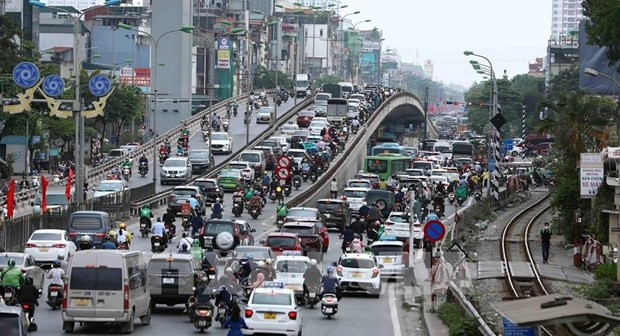 Hanoi takes measures to reduce traffic jams hinh anh 1