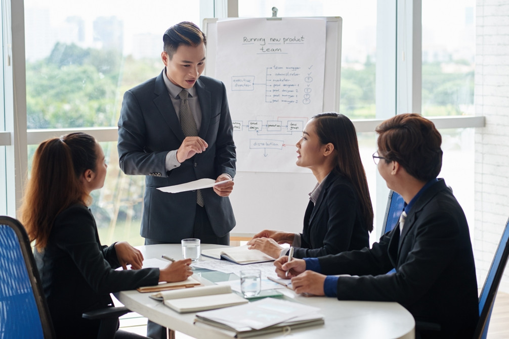 Làm sao để khỏi nói lan man trong cuộc họp?