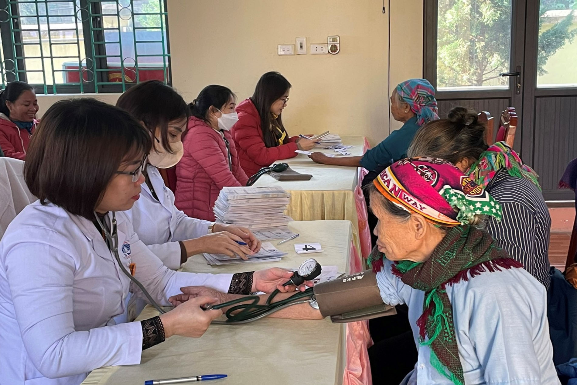 Nâng cao chất lượng chăm sóc y tế cho người cao tuổi