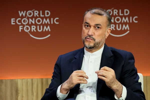 Ngoại trưởng Iran thăm Pakistan nhằm hàn gắn quan hệ