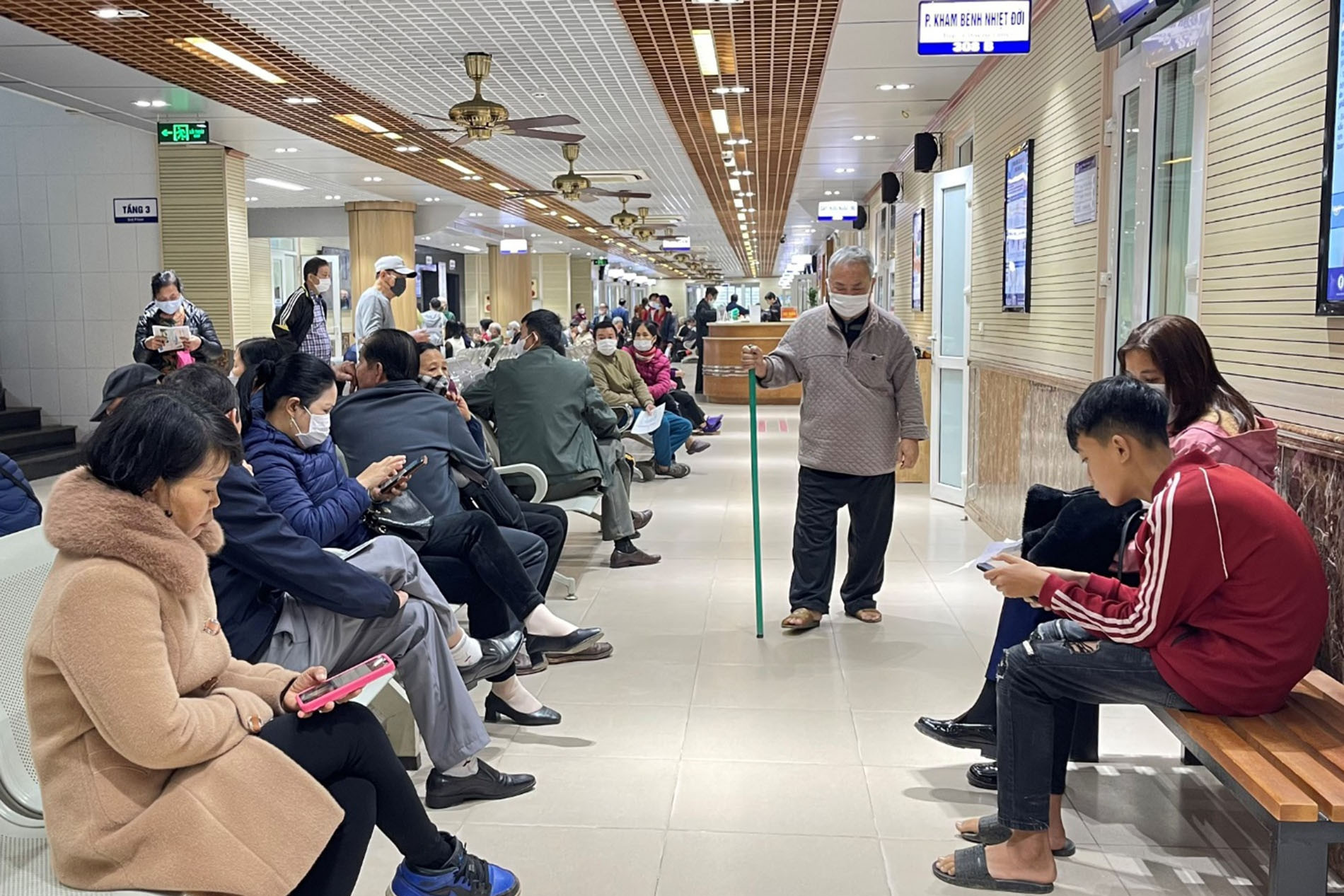 Vì sao hưu rồi nhưng người cao tuổi vẫn chưa… được nghỉ ngơi?