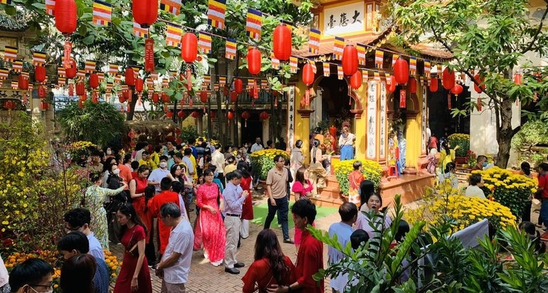 CHÙA HÀ NỘI ĐIỂM ĐẾN TÂM LINH DU KHÁCH KHÔNG NÊN BỎ LỠ