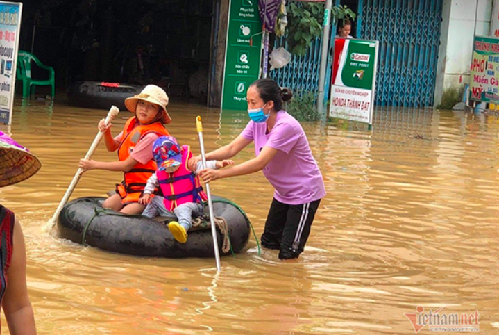 mua lu - huongquynh.png