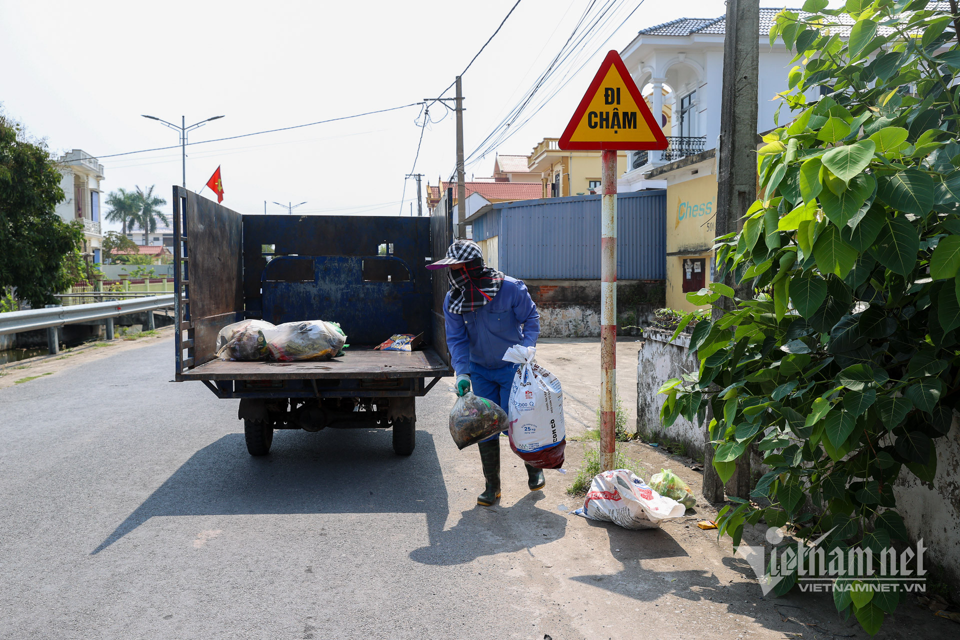 10 htx thinh thang 3965.jpg