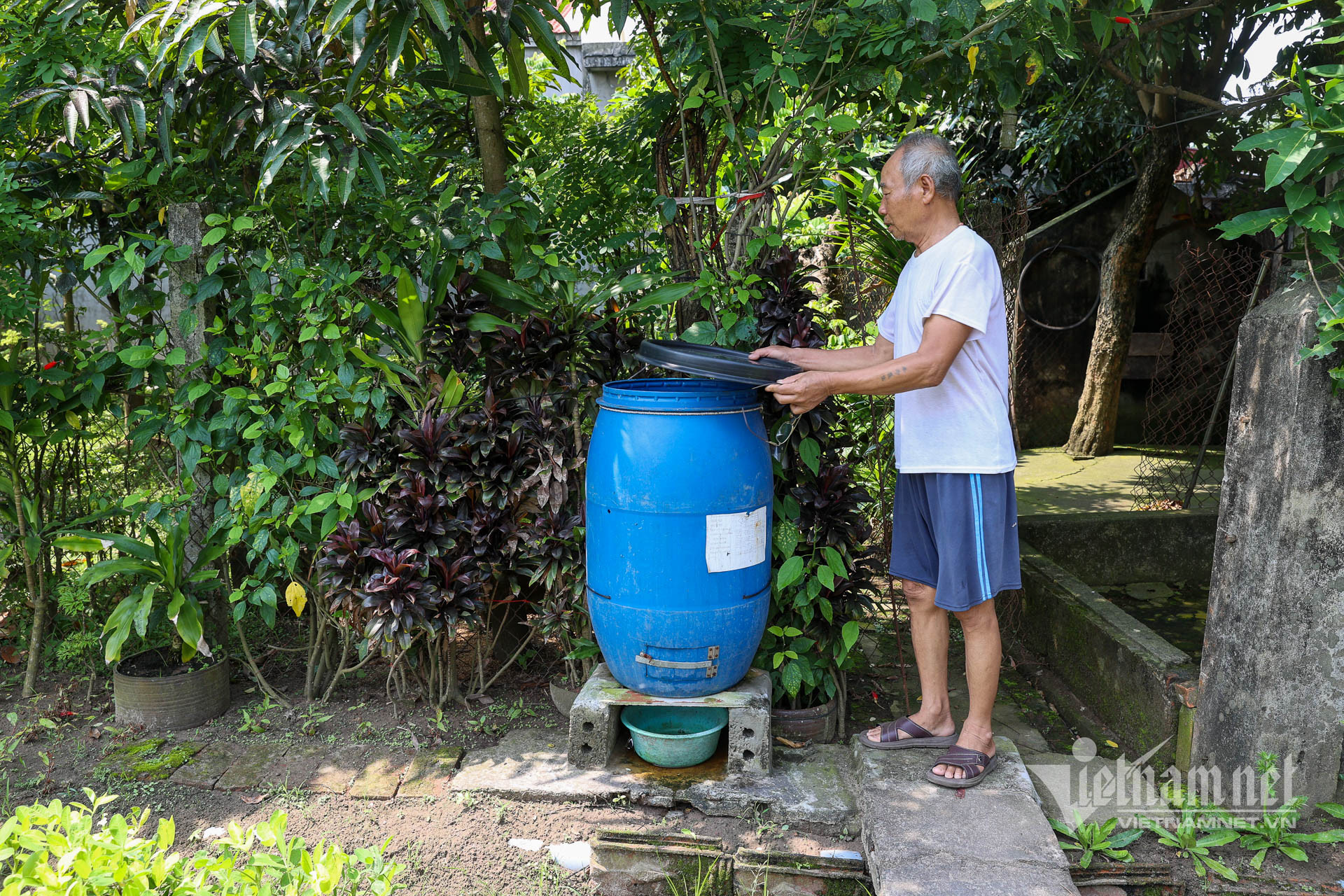 12 htx thinh thang 4017.jpg