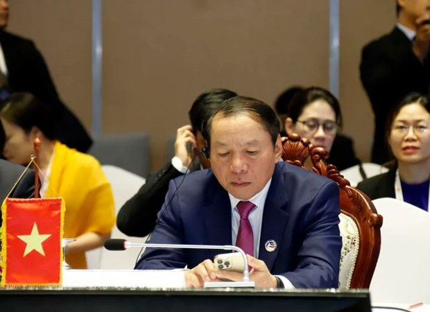 ASEAN tourism ministers meet in Vientiane to promote regional tourism hinh anh 2