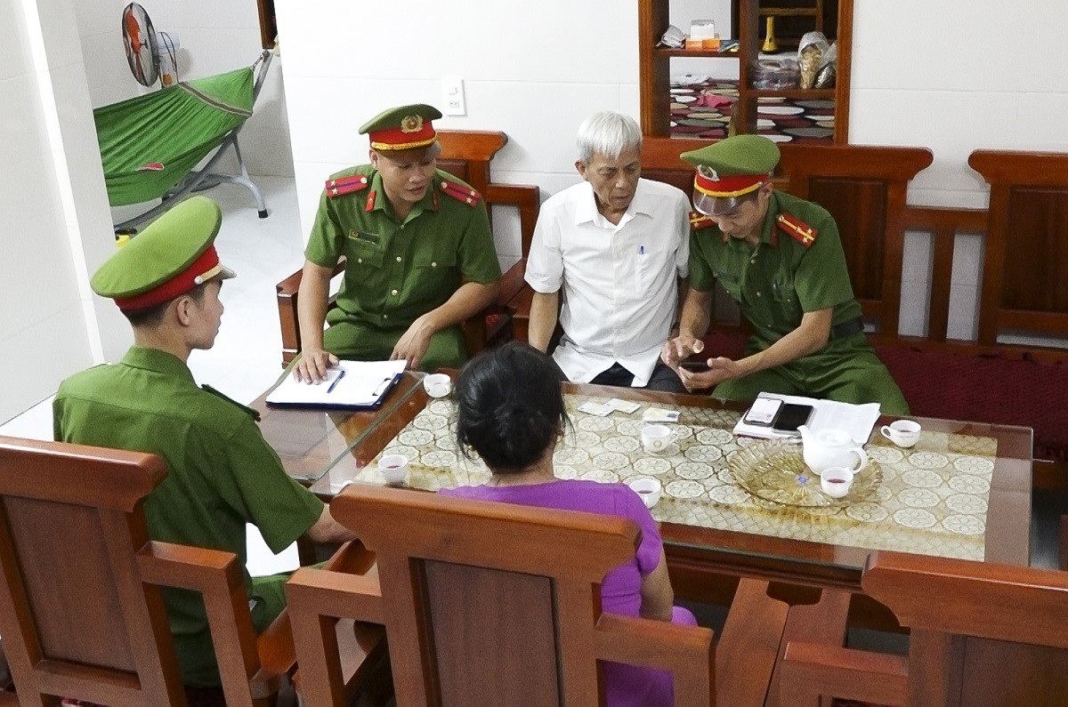 Công an tỉnh Quảng Bình hướng dẫn cài đặt, kích hoạt tài khoản định danh điện tử.jpg