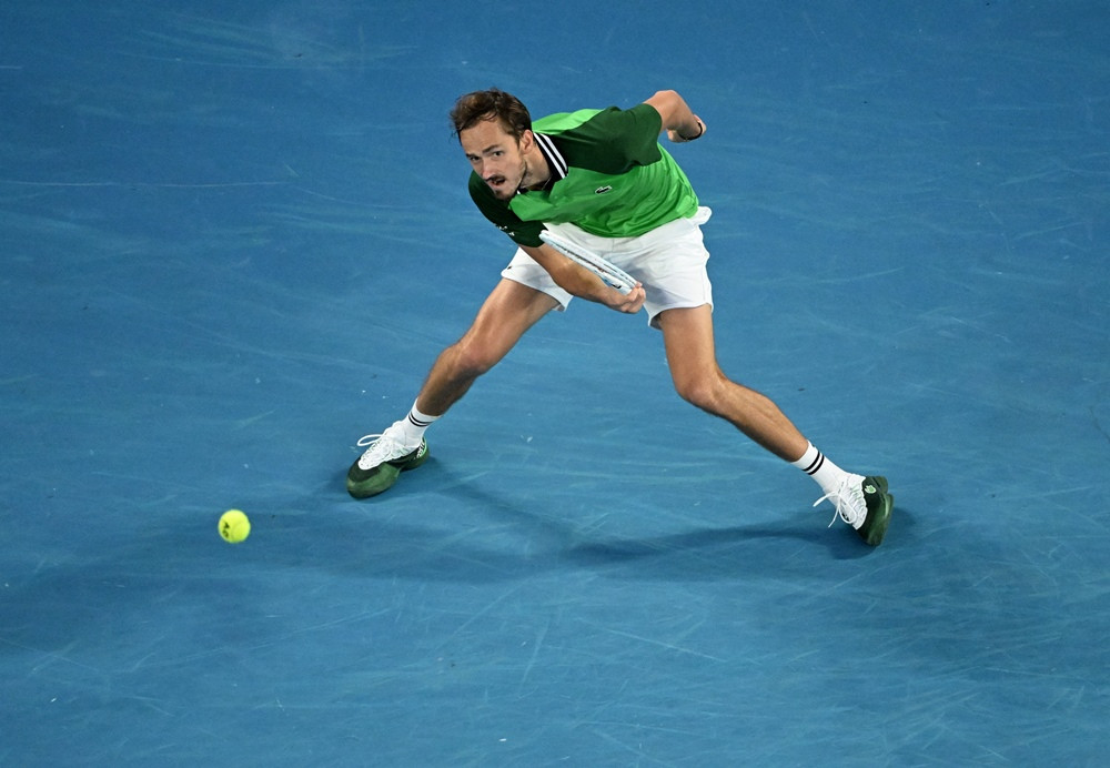 daniil medvedev vs alexander zverev 4.jpg