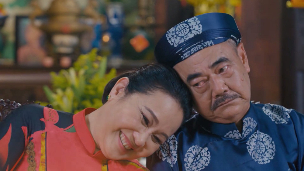 thanh hang nsnd viet anh vo chong ba chanh.jpg